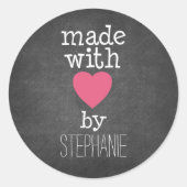 Made With Love By You – ホットピンクと黒板 ラウンドシール (正面)