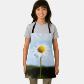 Madelief rechtop geisoleerd in de natuur. エプロン (インサイチュ)