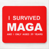 MAGAを生き延びた マウスパッド (正面)