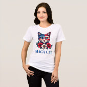 MAGAキャットトランプアメリカ国旗と花パトリオット トライブレンドTシャツ (正面全面)