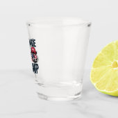 MAGAゴミ誇りを持ったクルー投票トランプ選挙ラッコオ ショットグラス (右)