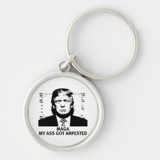 MAGA 起訴 キーホルダー (正面)