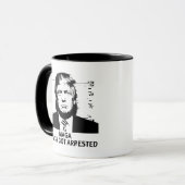 MAGA 起訴 マグカップ (正面左)
