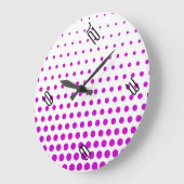 Magenta Polka Dot Modern White ラージ壁時計 (傾斜)