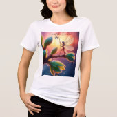 Magical fairy with dewdrop lantern on the branch トライブレンドＴシャツ (正面)