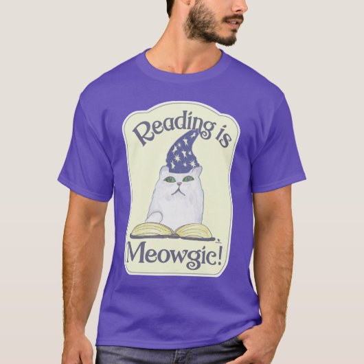 Magical Reading Cat Cartoon Art Design Tシャツ (正面)