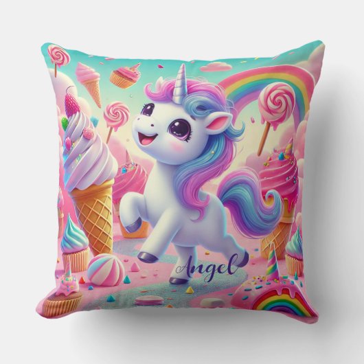 Magical Unicorn, Cupcakes, & Rainbow クッション (正面)