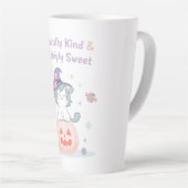 Magically Kind & Spookily Sweet – Cute Pastel Hall カフェラテマグ (右アングル)