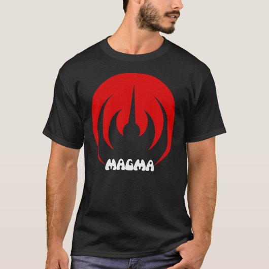 Magma Essential T-Shirt Tシャツ (正面)