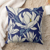 Magnolia graphic in indigo pattern クッション (ブランケット)