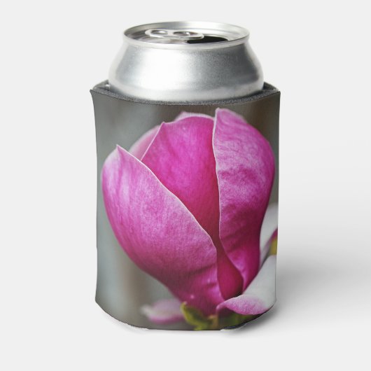Magnolia Pink Full Bloom 缶クーラー (缶裏面)