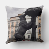 Magroño bear  クッション (裏面)