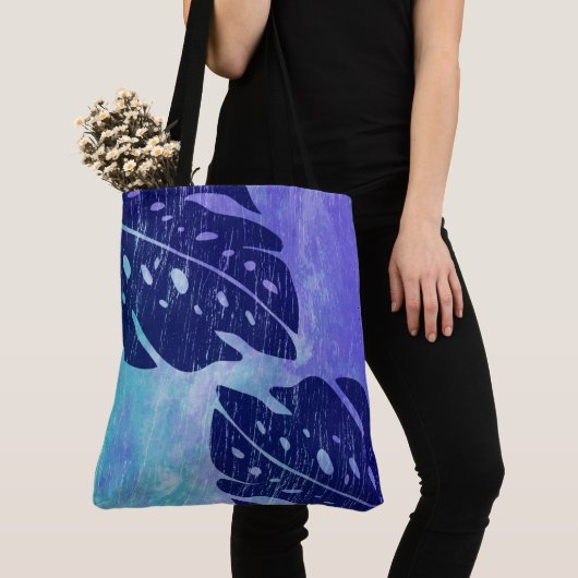 MaikaiのハワイアンのMonsteraの葉の絞り染めのビーチのバッグ トートバッグ (クローズアップ)