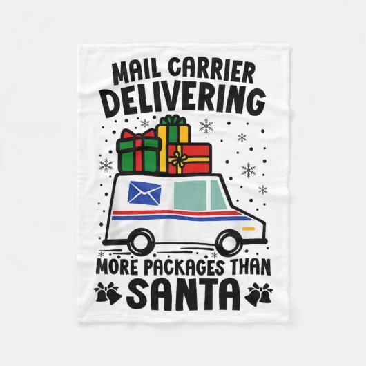 Mail Carrier Delivering More Packages Than Santa C フリースブランケット (正面)