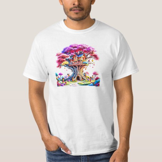 Maison perchée dans un arbre magique. tシャツ (正面)