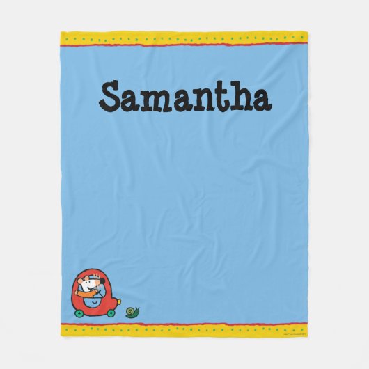 Maisyはかわいく赤い車を運転します フリースブランケット (正面)