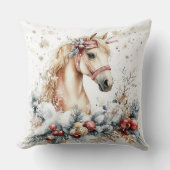 Majestic Horse in Snowy Landscape クッション (正面)