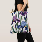 Majestic Iris Garden | Elegant Floral Design  トートバッグ (クローズアップ)
