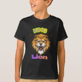 Majestic King Lion Crowned Portrait Design Tシャツ (正面)