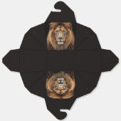 Majestic Lion Face with Blue Eyes | Wildlife Anima フェイバーボックス (見開き)