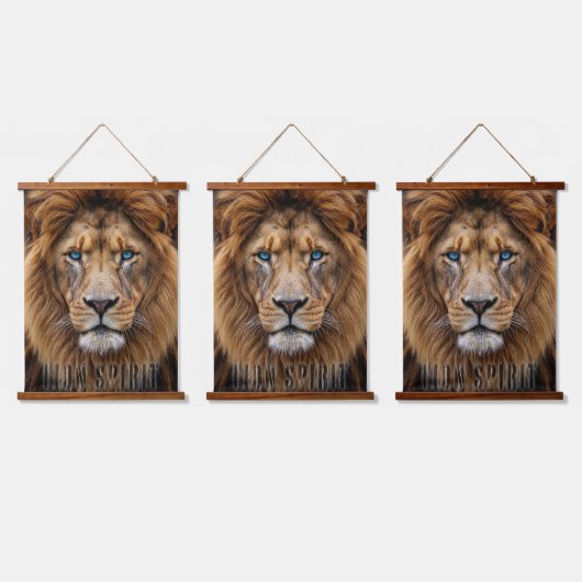 Majestic Lion Face with Blue Eyes | Wildlife Anima 吊り下げ型タペストリー (トリプル)