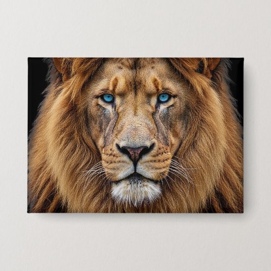 Majestic Lion Face with Blue Eyes | Wildlife Anima 缶バッジ (正面)