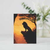Majestic Lion Silhouette Sunset Cliff Tree ポストカード (スタンド正面)