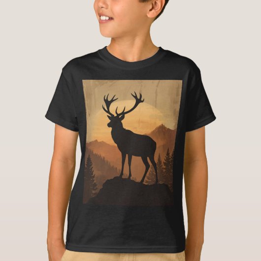Majestic Stag Deer Silhouette at Sunset Tシャツ (正面)