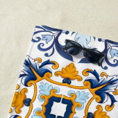 Majolica ,lemons,Sicilian tiles  ビーチタオル (インサイチュ)