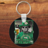 Make America Lucky Again St. Patricks Day 2025 Gre キーホルダー (正面)