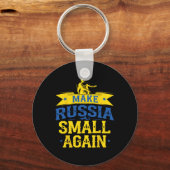 Make Russia Small Again – Funny Ukraine-inspired S キーホルダー (正面)