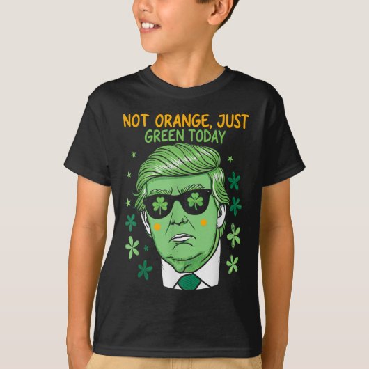 Make St. Patrick's Day Green Again - Trump Parody Tシャツ (正面)