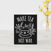 Make Tea Not War Doodle Art Tea Drinker引用文 カード (黄色い花)