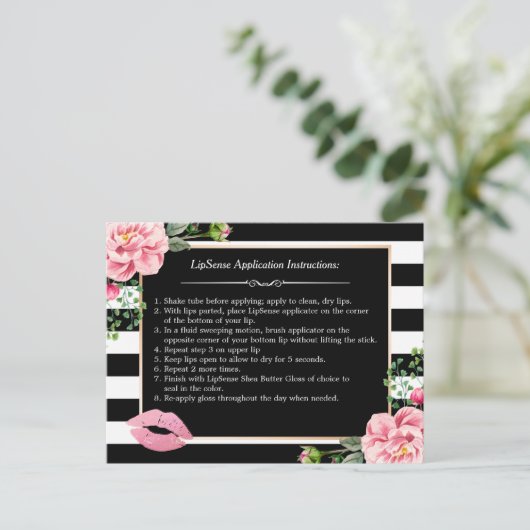 Make Up Lipsの指示のヒント |ピンクフローラストライプ ポストカード (スタンド正面)