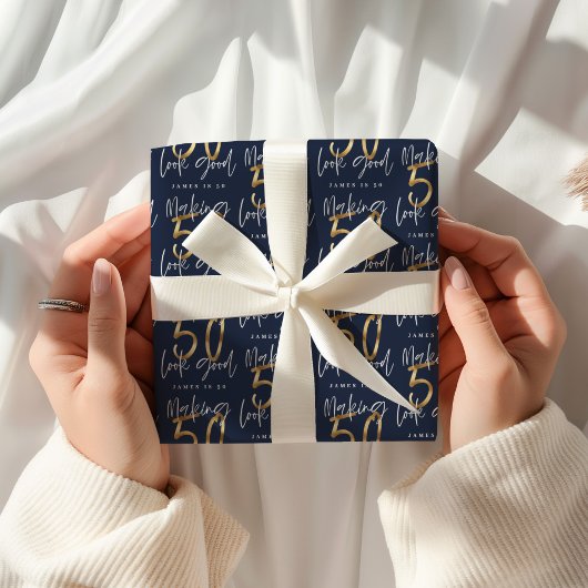 Making 50 look good gold birthday party napkins ラッピングペーパー