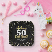 MAKING AGE LOOK GOODブラック金ゴールド誕生日 ペーパープレート (パーティー)