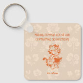 Making Commas Count Captivating Connections Gramma キーホルダー (正面)