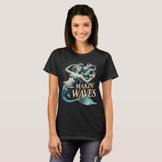 Making Waves Mermaid: Whimsical Ocean Lover Tシャツ (正面フル)