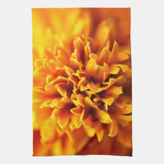 Makro der Studentenblume キッチンタオル (縦)