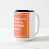 Malcolm X引用文もし何か支持しない ツートーンマグカップ (正面右)