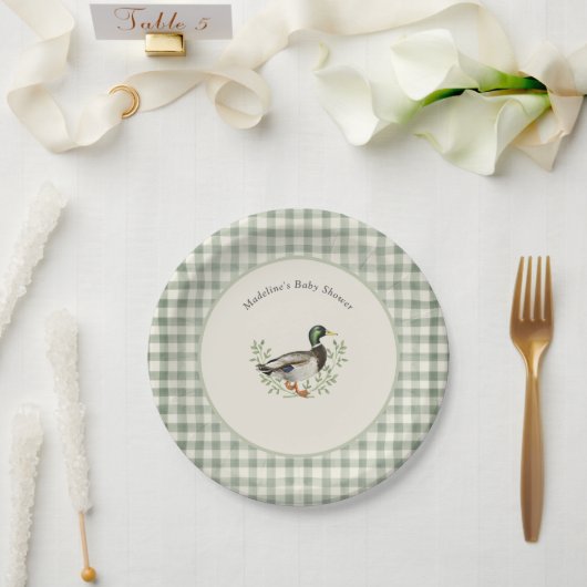 Mallard Duck Sage Green Gingham Baby Shower ペーパープレート (ウェディング)
