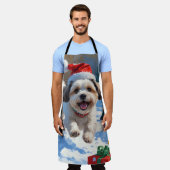 Malti Tzu走 Christmas Hatで雪の中 エプロン (着用した状態)