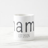 Mama Est 2025 Custom Mug コーヒーマグカップ (中央)