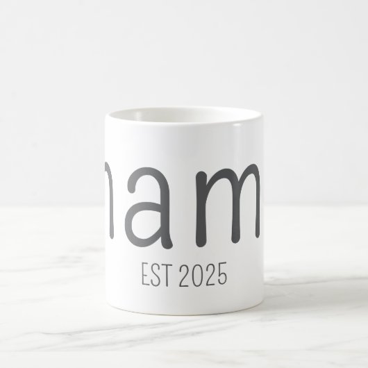 Mama Est 2025 Custom Mug コーヒーマグカップ (中央)