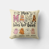 Mama Loves Her Boos Spooky Personalized Halloween クッション (正面)