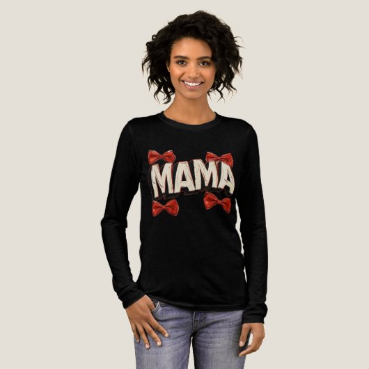 Mama Strong: 4つの赤いリボンと強い心 Tシャツ (正面全体)