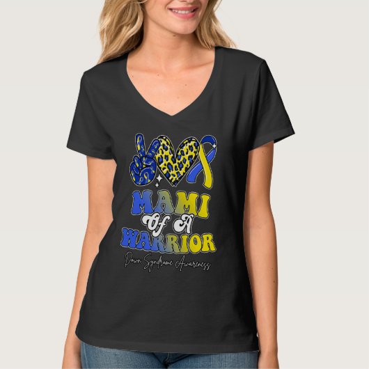 Mami Warrior Down Syndrome Awareness Family Tシャツ (正面)