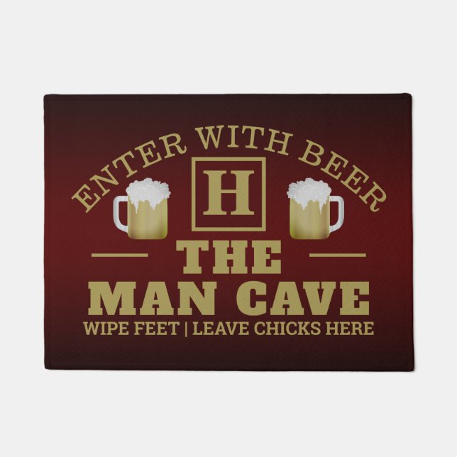 MAN おもしろい CAVE with Monogram and Beer on BROWN ドアマット (正面)
