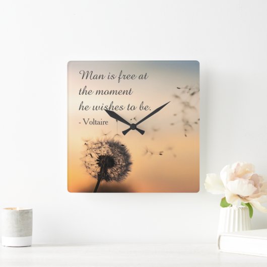 Man is Free Voltaire Quote スクエア壁時計 (ホーム)