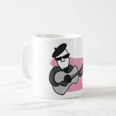 Man Wearing Beret Playing Acoustic Guitar コーヒーマグカップ (正面左)